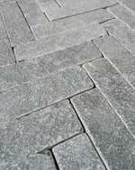 Picture of Rutland Grey Tumbled Limestone Cobbles 
